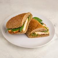 ساندویچ مرغ پستو