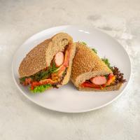 ساندویچ هات داگ ایتالیایی