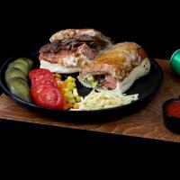 ساندویچ هات داگ ترکی