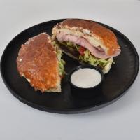 ساندویچ ژامبون گوشت تنوری