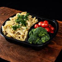 پاستا قارچ و پنیر