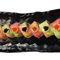 سوشی رینبو رول