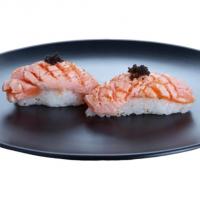 سوشی تورچ نیگری سالمون