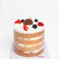 کیک کارامل و رزبری 650 گرم