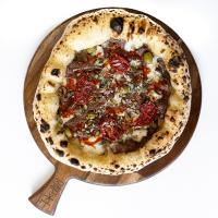 پیتزا استیک پستو روسو ایتالیایی