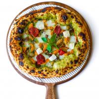 پیتزا چیکن پستو ایتالیایی