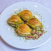 باقلوا پیازی مغز گردو