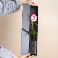 باکس گل تک شاخه رز لب صورتی