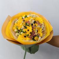 دسته گل آغوش آفتاب