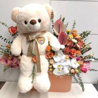 باکس گل هدیه 4 عروسک بزرگ