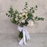 جار گل کریستینا