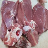 ران گوسفندی خورشتی بااستخوان