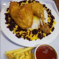 زرشک پلو با مرغ سرخ کرده