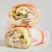 ساندویچ ژامبون مخصوص مرغ