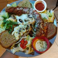 ساندویچ هات داگ اسپشیال