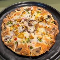 پیتزا اسپشیال میلا آمریکایی