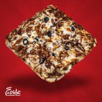 پیتزا رست بیف پنجره ای بزرگ