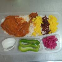 زرشک پلو با ران مرغ سس پز