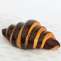 کروسان شکلاتی