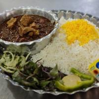 چلو خورشت قورمه سبزی