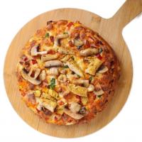 پیتزا مرغ و قارچ آمریکایی