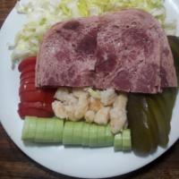 سالاد میگو (دهکده)