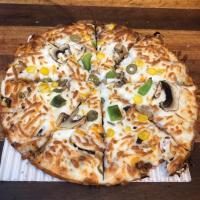 پیتزا مرغ و قارچ امریکایی