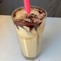 شکلات فندوقی