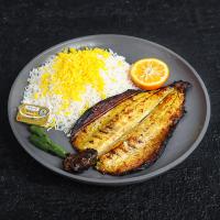 چلو ماهی قزل آلا کبابی (ظرف مایکروفری)