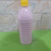 شیر موز توت فرنگی