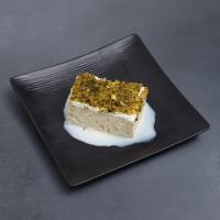 کیک سه شیر پسته ای