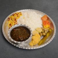 چلو خورشت قورمه سبزی