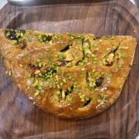 نان خرما گردو