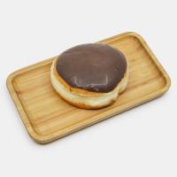 پیراشکی شکلاتی کرم‌دار