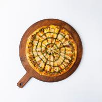 پیتزا چیکن پستو کلاسیک