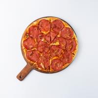 پیتزا پپرونی کلاسیک