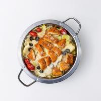 سالاد سزار با فیله مرغ گریل شده