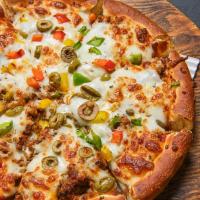 پیتزا گوشت و قارچ آمریکایی