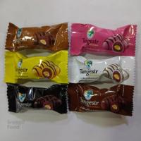 گز 28 درصد مخلوط پسته و بادام کرمانی