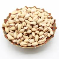 پسته احمد آقایی خام