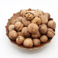 گردو با پوست آذرشهر