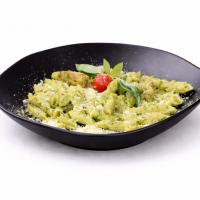 پاستا چیکن پستو