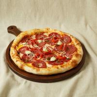 پیتزا پپرونی رومانو