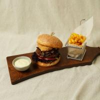 بلوچیز برگر