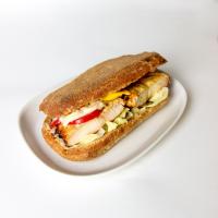 ساندویچ چیکن چاپاتا