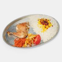 زرشک پلو با ران مرغ سرخ شده