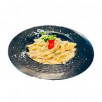 پاستا چیکن آلفردو