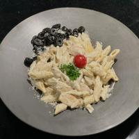 پاستا پنه چیکن الفردو