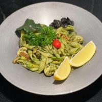 پاستا پنه پستو سبزیجات