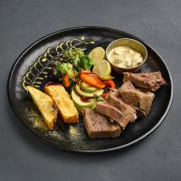 خوراک زبان با سس قارچ